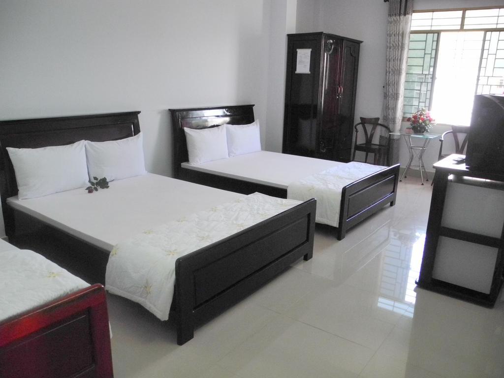 Nam Hong Hotel Nha Trang Habitación foto