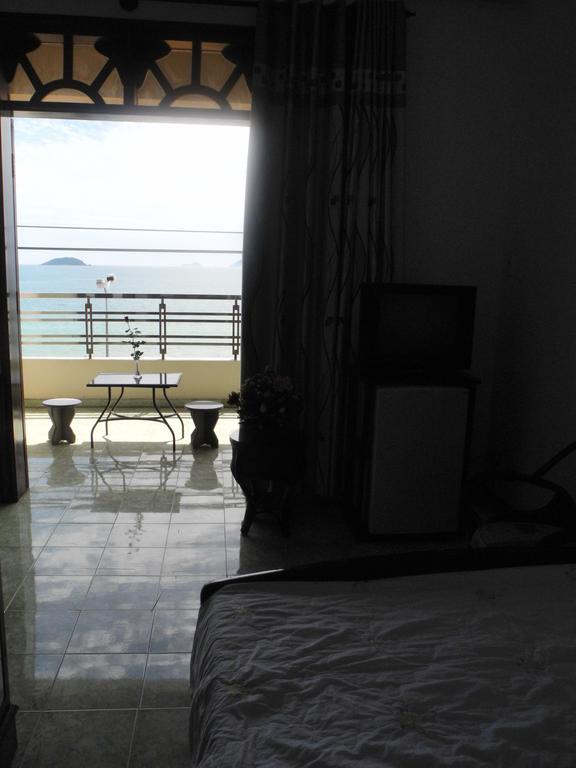 Nam Hong Hotel Nha Trang Habitación foto