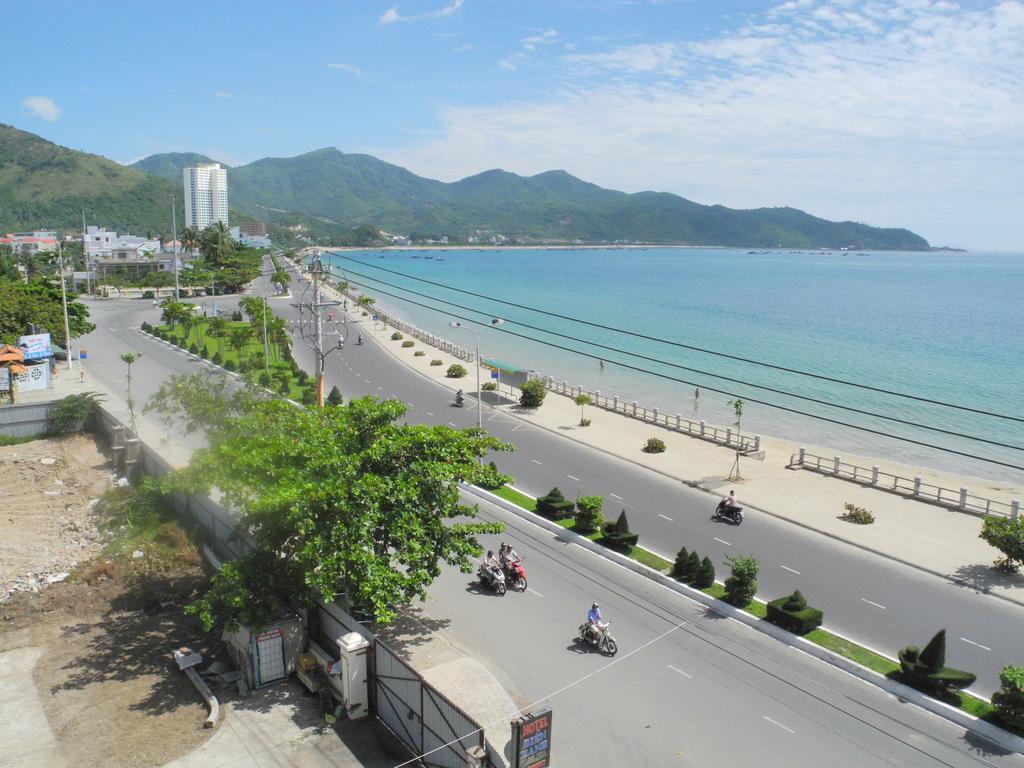 Nam Hong Hotel Nha Trang Habitación foto